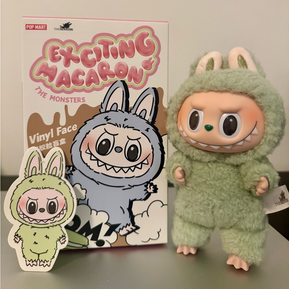 Restock - VIRAL Pop Mart  - Labubu Exciting Macaroon V1 - Green grape